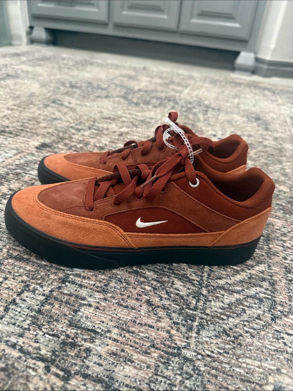 Nike SB Malor Skate Shoe - Cinnamon Dark Russet with Black Sole - Picture 4 of 9
